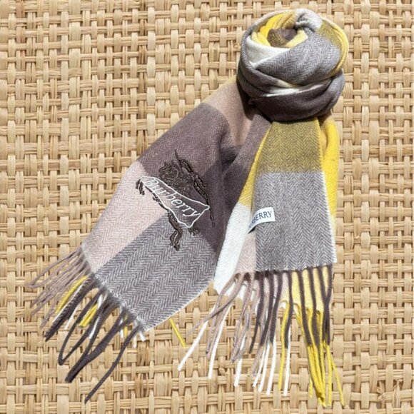 Burberry Scarf - Picture 1 of 3